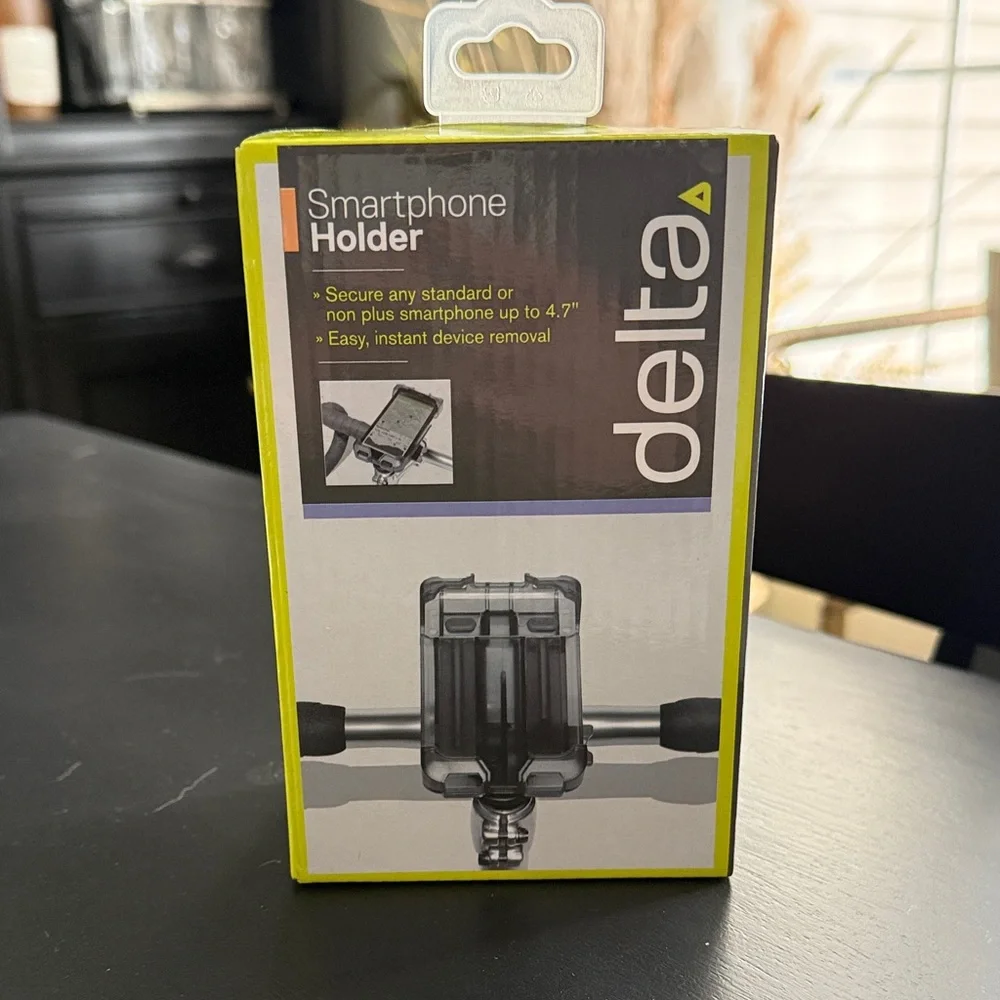 BRAND NEW - Delta Gray Smartphone Holder for Bike